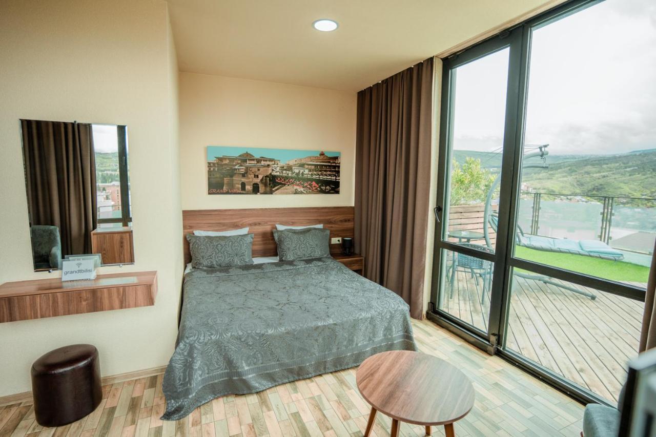 Hotel Grand View In Tbilisi Esterno foto