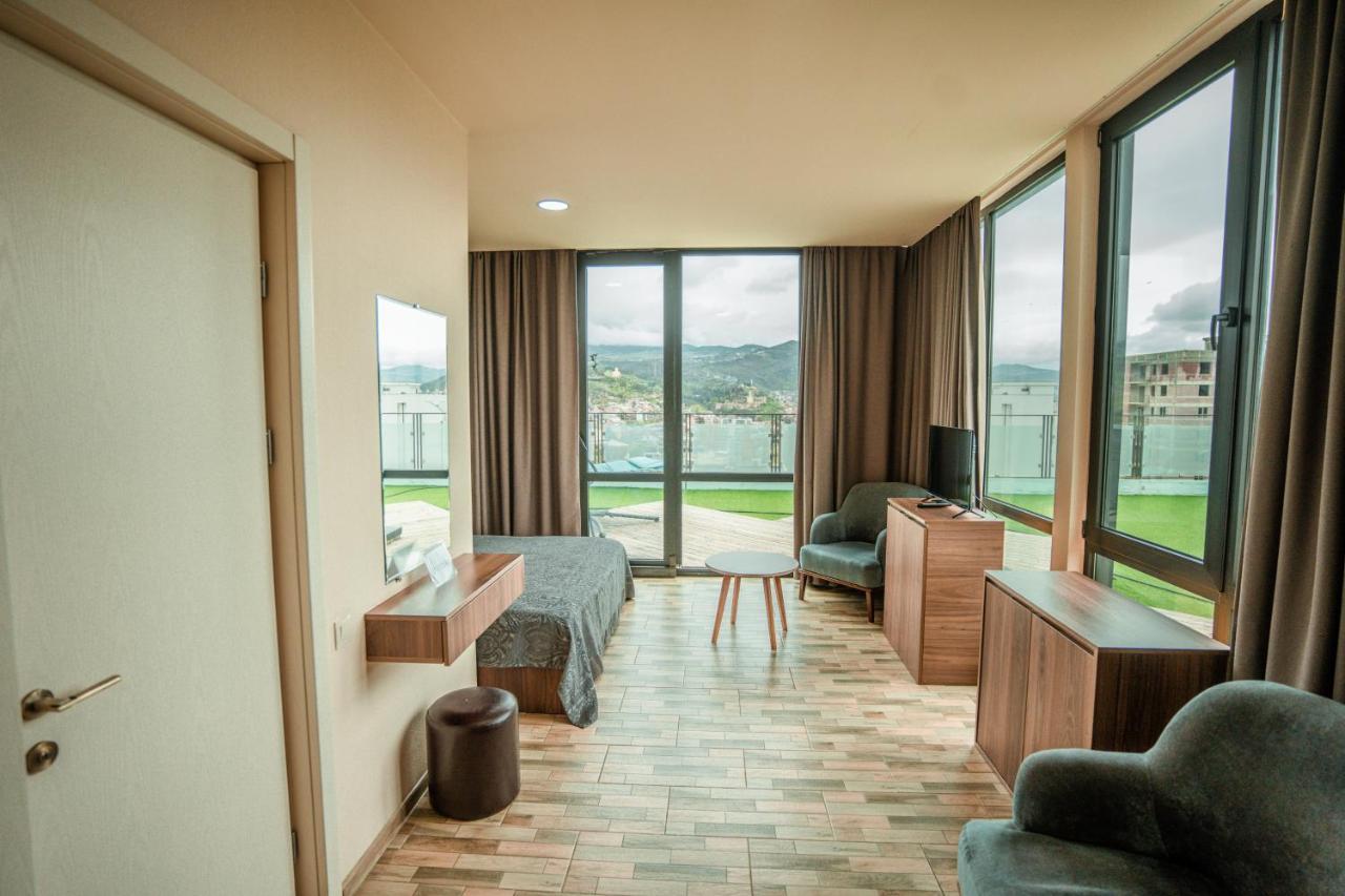 Hotel Grand View In Tbilisi Esterno foto